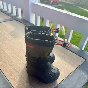 Toddler size 4 Powderbug Columbia Waterproof boots